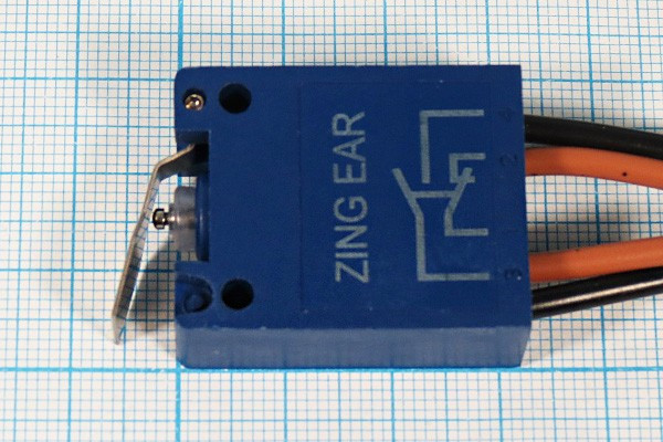 Микропереключатель, размер 26x13 x33, 5А, переключение ON-(ON), размер концевика L18, КВП1105-3500D
