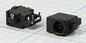 Разъем питания DC розетка, P0.8 D5.5, 3C 2Cкорпус, на плату, угловой, PJ041