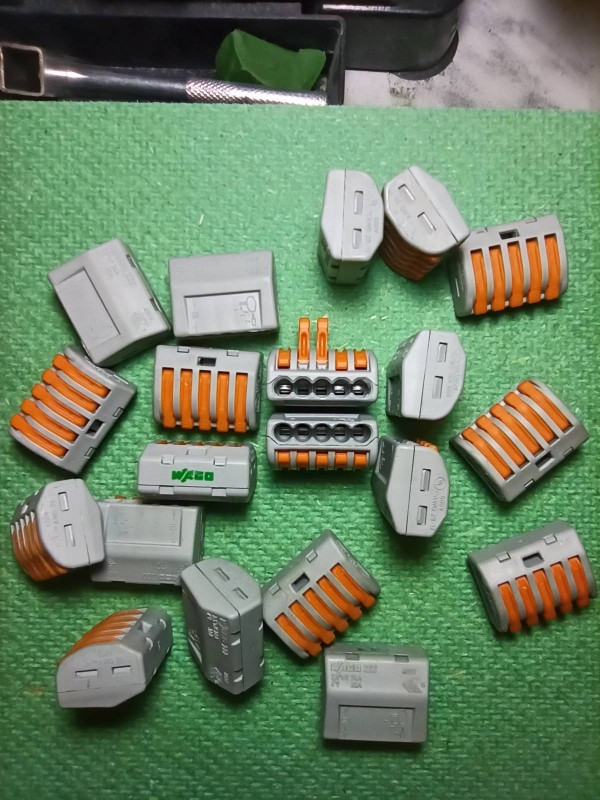 Клемма222-415 5 шт. 2552 Клемма222-415 5 шт. 2552