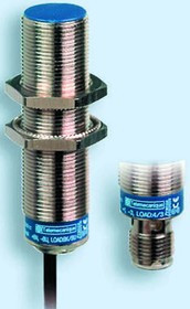 XS212SAPAM12, Inductive Sensor 7mm PNP Connector, M12