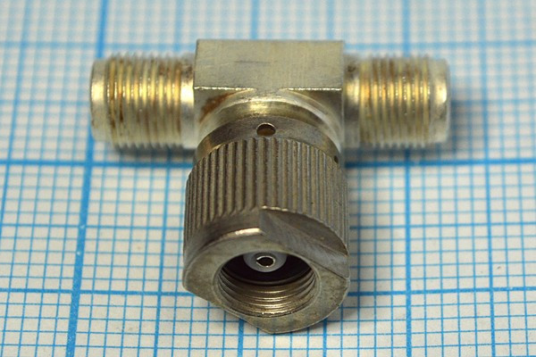 Высокочастотный разъём СР50-293ФВ, переходник Штекер-Гнездо-Штекет, сочленение резьбовое; №248 СР50-293ФВ\\М6\[переход Ш-Г-Ш]
