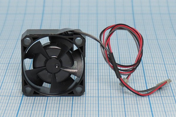 Вентилятор постоянного тока 12 Вольт, 25x25x10мм, подшипник скольжения, 8000об/мин; №ВН213S вент 25x25x10\ 12В\1,5Вт\2L+H\ ПС\DF251R-12LC-03