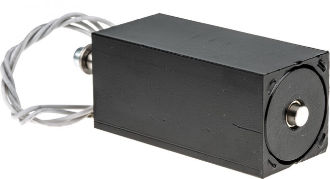 8 10 BJ 28, Solenoid Interlock Switch, Power to Lock, 24V dc 8 10 BJ 28, Solenoid Interlock Switch, Power to Lock, 24V dc