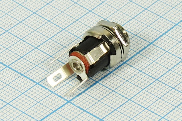 Гнездо питания DC 1.7D4.75, 3 контакта, с выключением ON-OFF, на панель М8; №9742 гн пит DC 1,7D4,75\3C\ON-OFF\пан М8\\