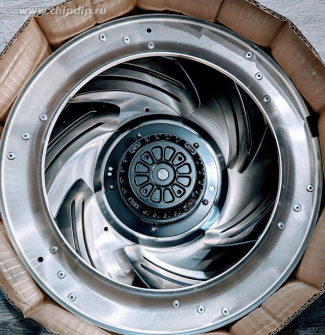 Вентилятор Ebmpapst R4E310-AL11-01 230V 50/60Hz 0.52/0.70A 4pin