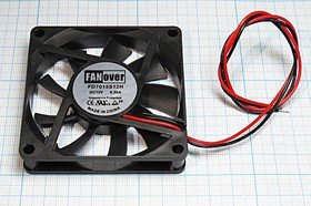 Вентилятор бесщёточный 12 Вольт, 70x70x15мм, подшипник скольжения, 4000об/мин; №ВН052S вент 70x70x15\ 12В\0,30А\2L\ ПС\FD7015S12H\