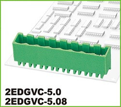 2EDGVC-5.0-03P-14-00AH, Клеммник 3 конт. "вилка" шаг 5.00 мм закрытый, вертик. на плату, до 300В/15А