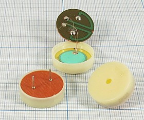 Излучатель звука пьезокерамический без генератора (1~30)В, светлые, Резонансная 4кГц защита зп 22x 7