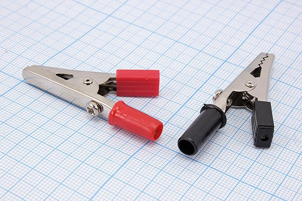 Зажим "крокодил" L, длинна 54мм, 42x25x5мм, отверстие d4,0мм, винт, черный; Q-2473 зажим "крокодил" L 54/42x25x5\\отв d4,0/винт\чер\