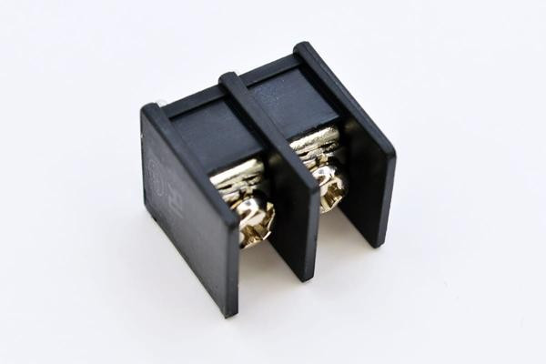 DG25C-B-02P-13, Клеммник 2-контактный шаг 7.62мм DG25C-B-02P-13, Клеммник 2-контактный шаг 7.62мм