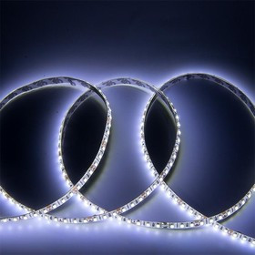 General Лента Светодиодная 5 метров 9,6Вт 12В SMD2835 8мм 600 диодов 7 Лм/чип IP65 6500К Холодный белый свет 501520 GLS-2835-120-9.6-12-IP65