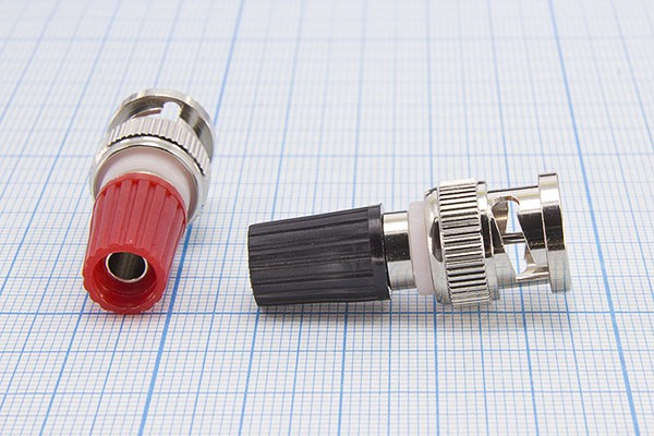 Высокочастотный переходник штекер BNC на приборную клемму, чёрный цвет; №2616 B штек BNC-клемма приб\d6\изол чер\