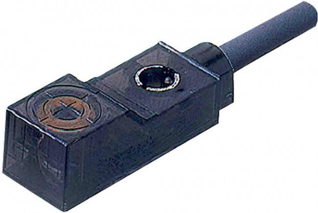 E2S-W21-1M, Proximity Sensors NO front unshielded 2.5mm snse DC 2-Wire