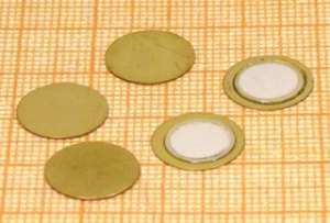 Пьезоблок на бронзовой основе 12x0.40мм, два контакта; пб 12x0,40\\D\\2C\\