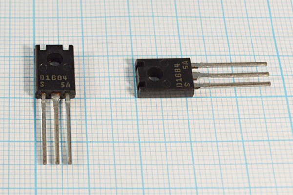 Транзистор 2SD1684, тип NPN, 10 Вт, корпус TO-126ML Транзистор 2SD1684, тип NPN, 10 Вт, корпус TO-126ML