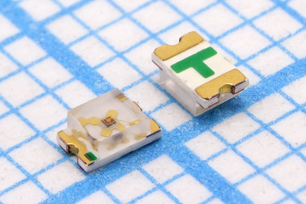 Светодиод SMD 0805=2x1.3мм, красный, 360мкд, 120град, прозрачная линза; Q-15414R СД SMD02013C2\кр\ 360\120\пр\FYLS- 0805PURC\FORYARD
