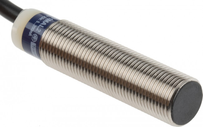 XS612B1MAL2, Inductive Sensor 4mm Make Contact (NO) Cable, 2 m XS612B1MAL2, Inductive Sensor 4mm Make Contact (NO) Cable, 2 m