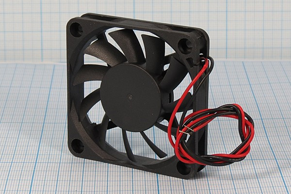 Вентилятор 60x60x10, напряжение 12В, ток 0,18А, выводы 2L, подшипник скольжения, FSY61S12H