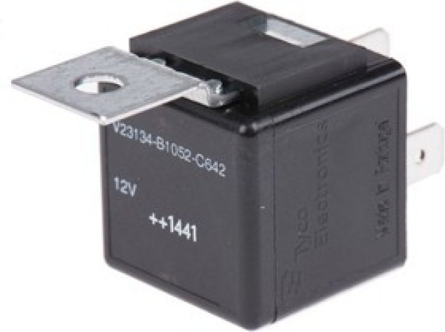 V23134B1052C642 3-1393303-4, Plug In Automotive Relay, 12V dc Coil Voltage, 40A Switching Current, SPST