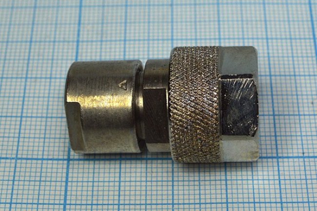 Высокочастотный разъём СР50-270С, штекер на кабель, сочленение резьбовое 16мм; 9429 СР50-270С\каб\М16\[вилка]