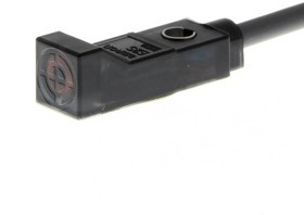 E2S-Q25-1M, Proximity Sensors NO PNP End face 2.5mm snse DC 3-Wire