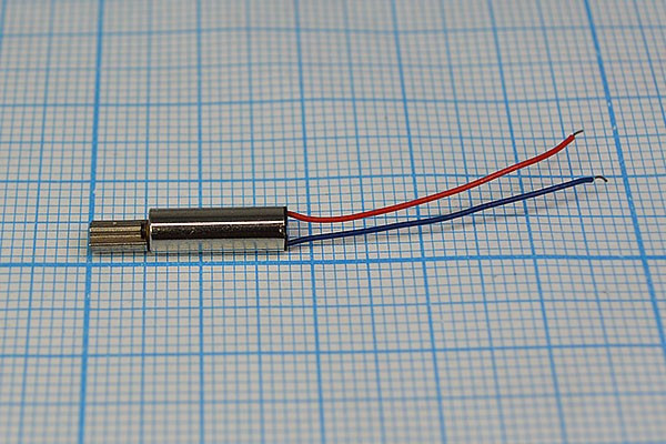 Двигатель вибро 1,3В, 0,12А, скорость(об/мин) 10500, размер 4x11m16, QX-4B